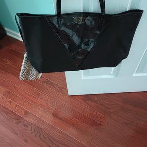 VICTORIA SECRET  WOMENS CLASSY BAG
